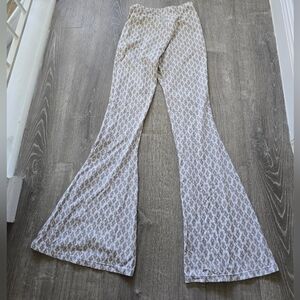 Elegant White and Gray Patterned Pants Stretchy
